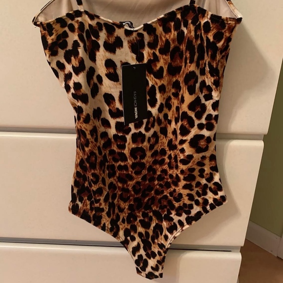 Cheetah print bodysuit - Picture 4 of 4